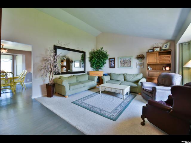 309 E 1825 N, Centerville, UT 84014