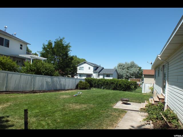 1187 W 1800 N, Clinton, UT 84015