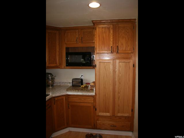408 N 1500 W, Clinton, UT 84015