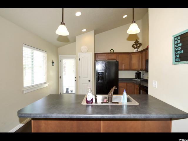 1116 W 275 N, Clearfield, UT 84015