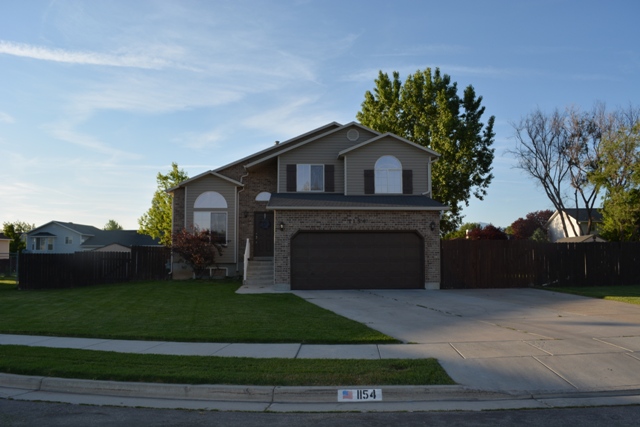 1154 West 2400 North, Clinton, UT 84015
