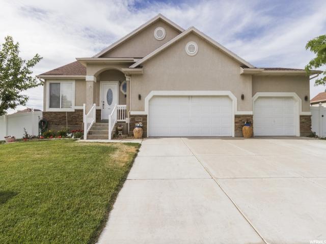 1272 W 1175 N, Clinton, UT 84015