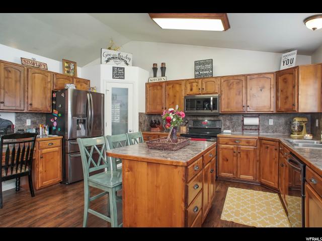 2582 W 1890 N, Clinton, UT 84015