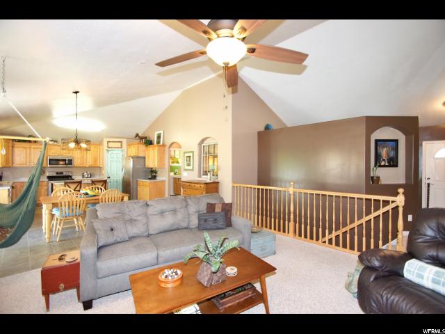 1994 S 275 E, Clearfield, UT 84015