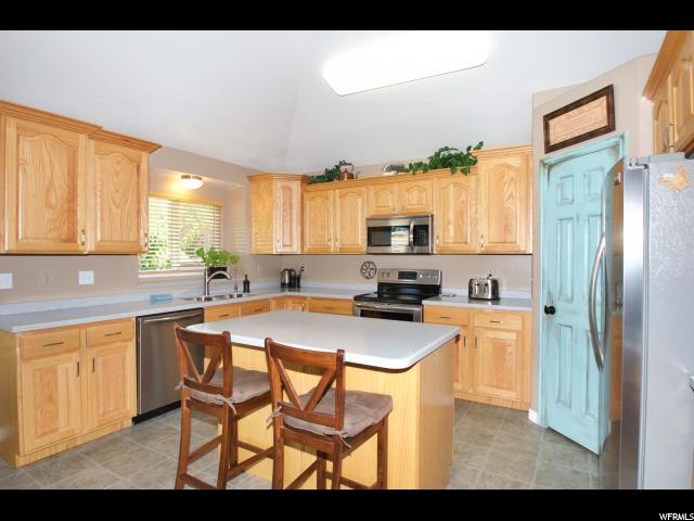 1994 S 275 E, Clearfield, UT 84015