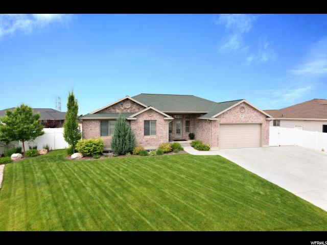 947 N 1445 W, Clinton, UT 84015