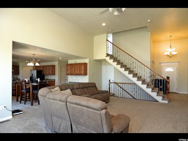 2604 W 2500 N, Clinton, UT 84015