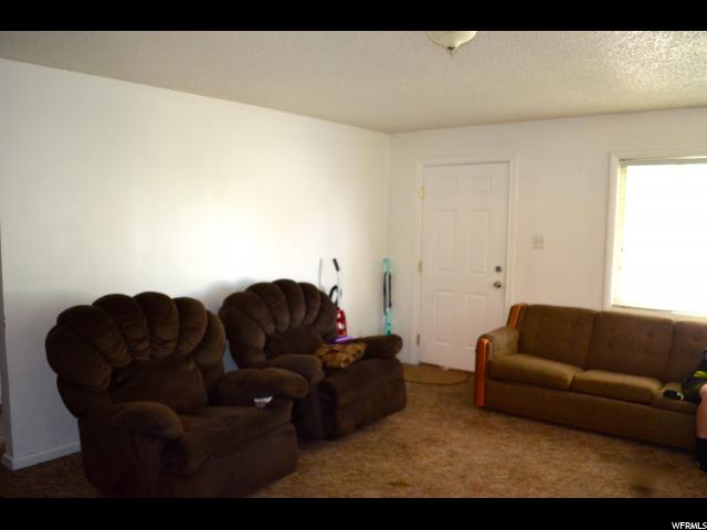 947 E 1150 ST S, Clearfield, UT 84015