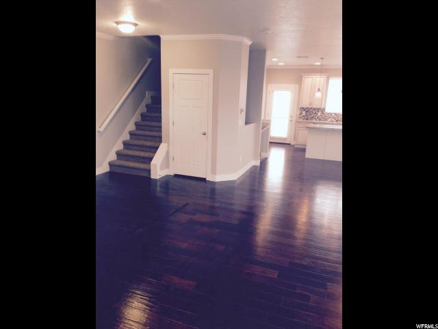 36 YELLOW CLIFF DR E, Draper, UT 84020