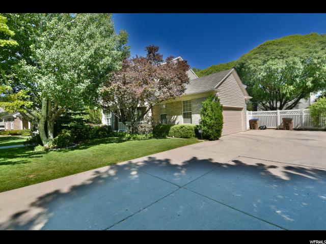 359 E CRANBERRY HILL DR S, Draper, UT 84020