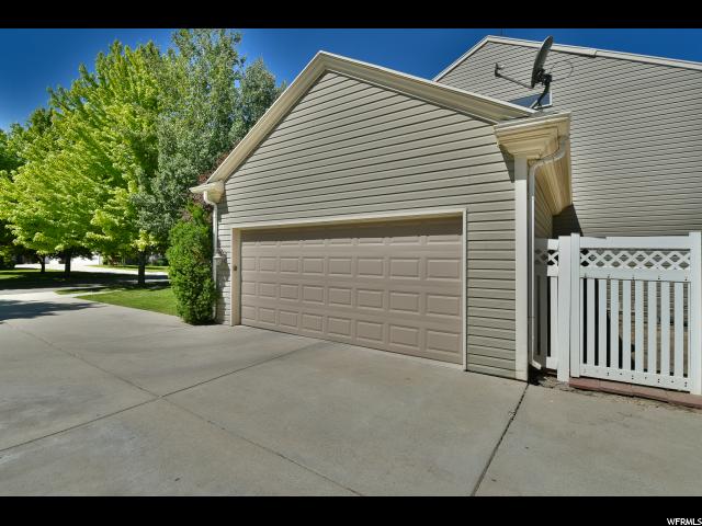 359 E CRANBERRY HILL DR S, Draper, UT 84020