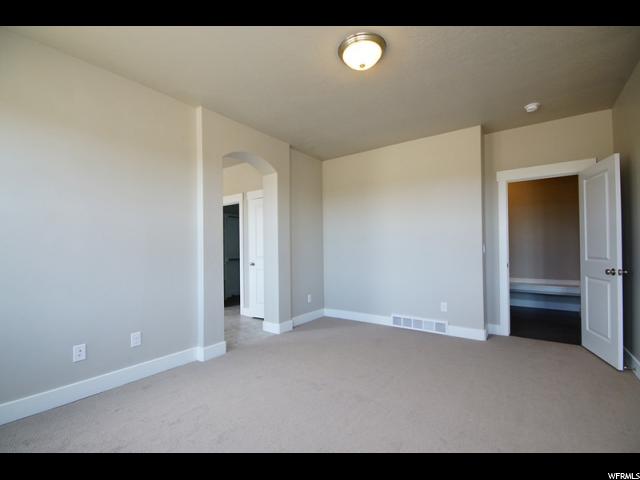 922 S 720 W, Farmington, UT 84025