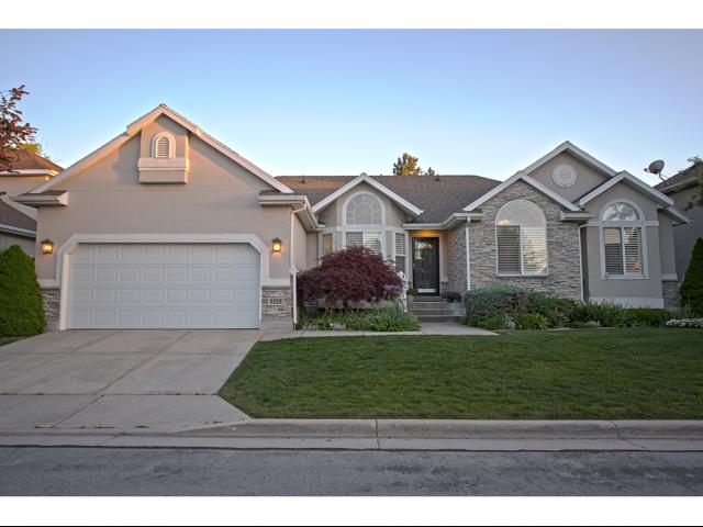 1123 S Tee Time Dr W, Farmington, UT 84025