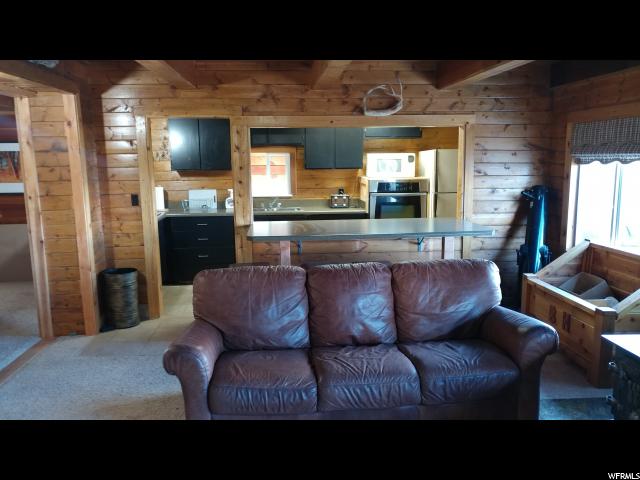 17 W RIM ROCK RD, Fruitland, UT 84027