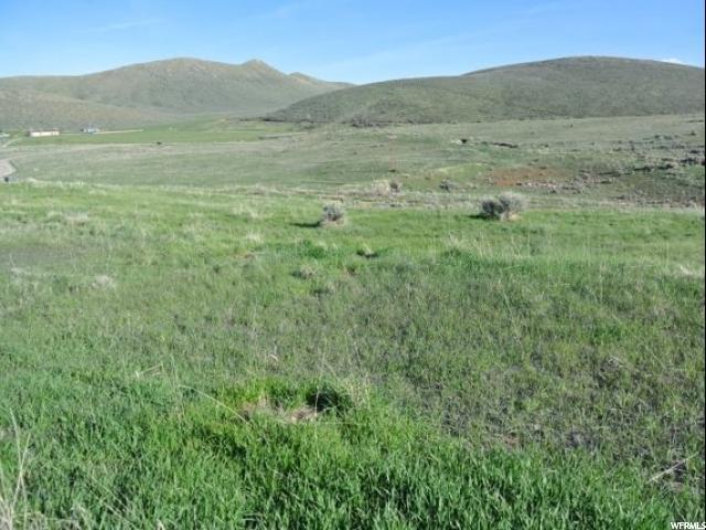 112 E CLUBHOUSE DR, Garden City, UT 84028