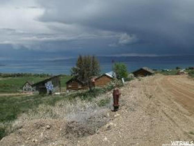 1391 N BROADHOLLOW RD, Garden City, UT 84028