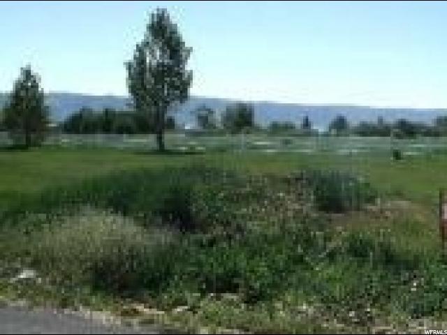 652 S MAPLE DR, Garden City, UT 84028