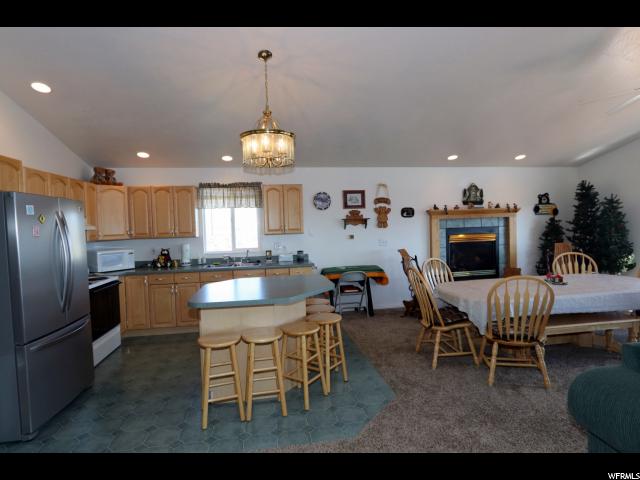 2961 S CHOKECHERRY CIR, Garden City, UT 84028