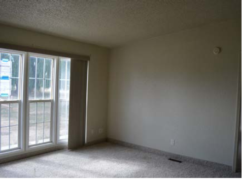 5079 S 9500 EJensen, UT, 84035Uintah County