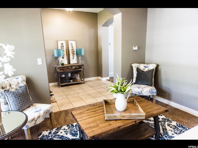 487 S STIRLING DR, Fruit Heights, UT 84037