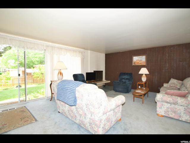 921 N THORNFIELD RD E, Kaysville, UT 84037