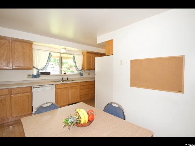 921 N THORNFIELD RD E, Kaysville, UT 84037