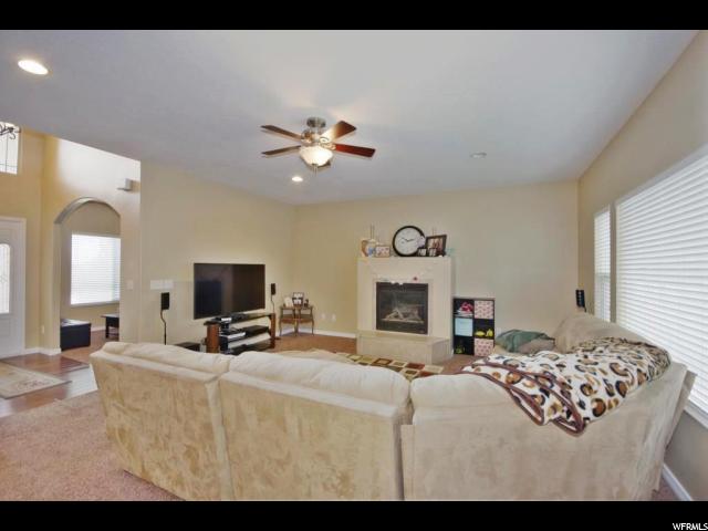 656 N STONNE LN W, Kaysville, UT 84037
