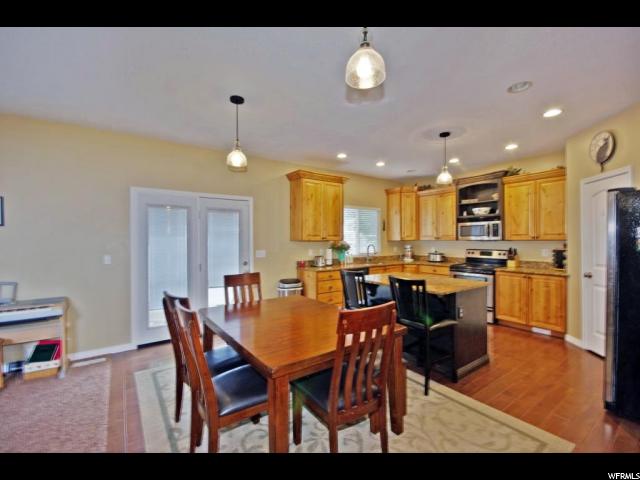 656 N STONNE LN W, Kaysville, UT 84037