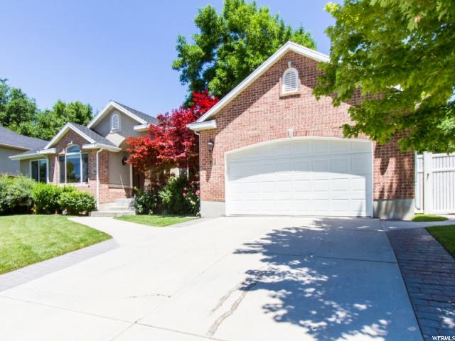 915 S WHISPERWOOD CV, Kaysville, UT 84037