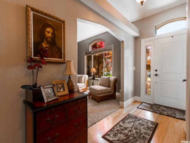 915 S WHISPERWOOD CV, Kaysville, UT 84037