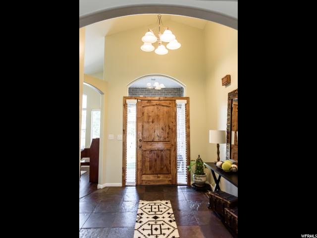 408 S ROOSTER HOLW, Kaysville, UT 84037