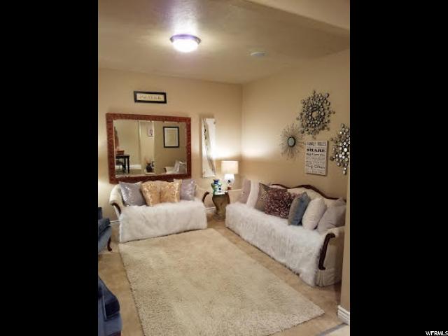 88 S BONNEVILLE LN, Kaysville, UT 84037