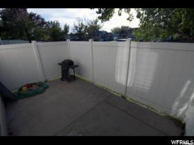 620 N FAIRFIELD RD E, Layton, UT 84040