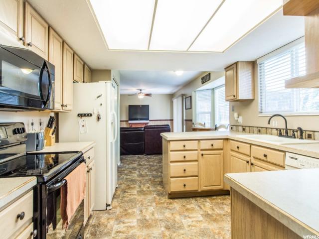 1610 N TARTAN WAY, Layton, UT 84040