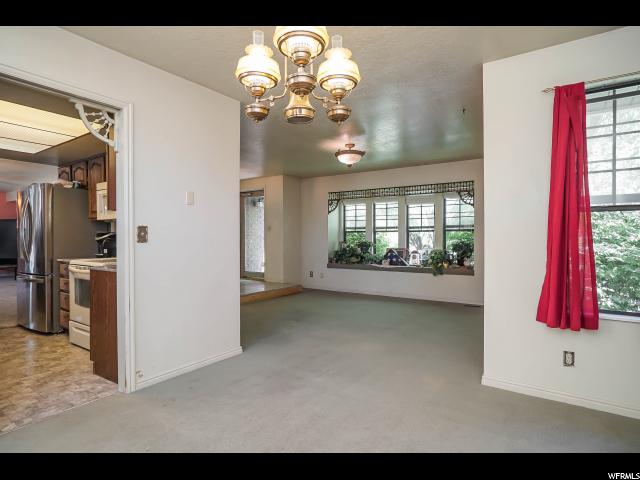 1815 E RIDGEVIEW CIR N, Layton, UT 84040