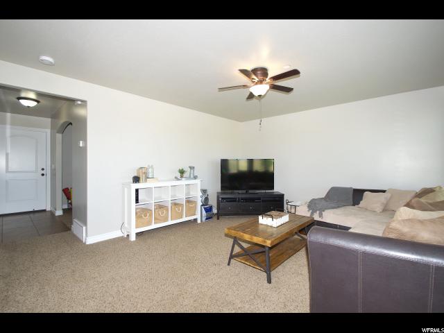 3227 Falcon Way N, Layton, UT 84040