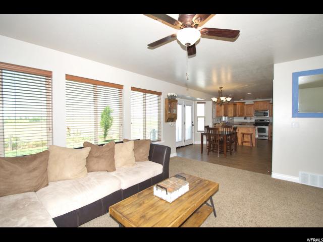 3227 Falcon Way N, Layton, UT 84040