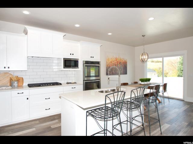 1487 E SEGO LILY CT N, Layton, UT 84040