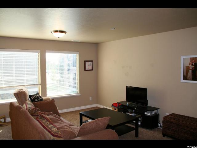 909 S MAIN ST, Layton, UT 84041