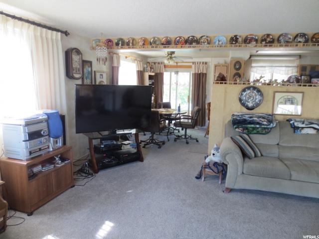 828 E 900 N, Layton, UT 84041