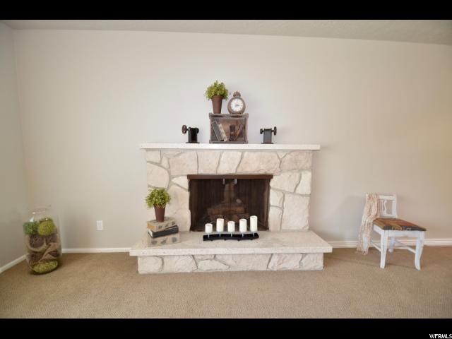 1011 E ROSEWOOD LN, Layton, UT 84041