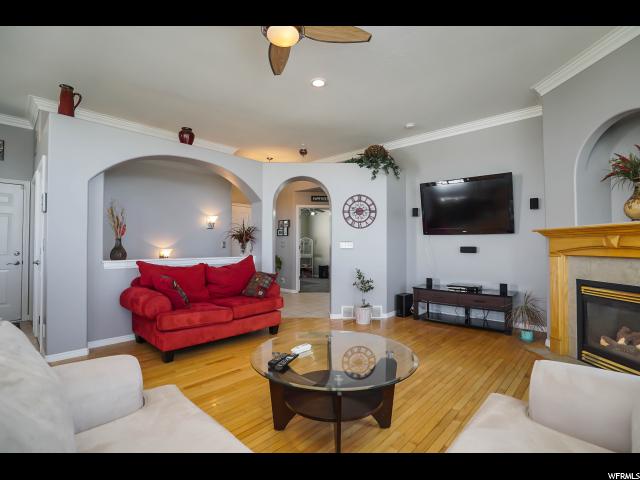 103 W 2200 N, Layton, UT 84041
