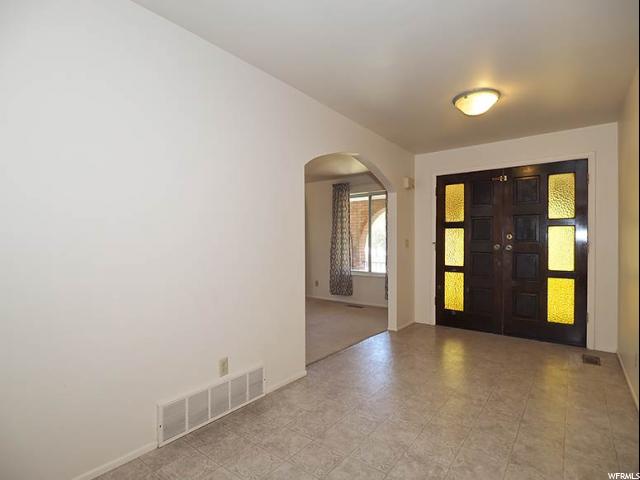 2582 E PINEWOOD, Layton, UT 84041