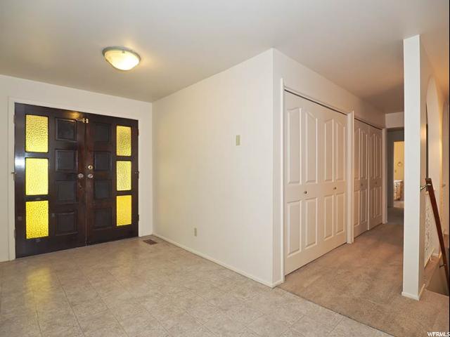 2582 E PINEWOOD, Layton, UT 84041