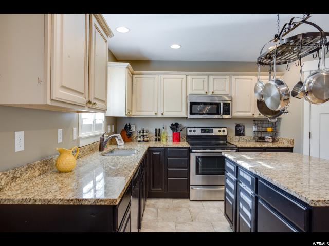 4072 N HEATHERFIELD LN, Lehi, UT 84043