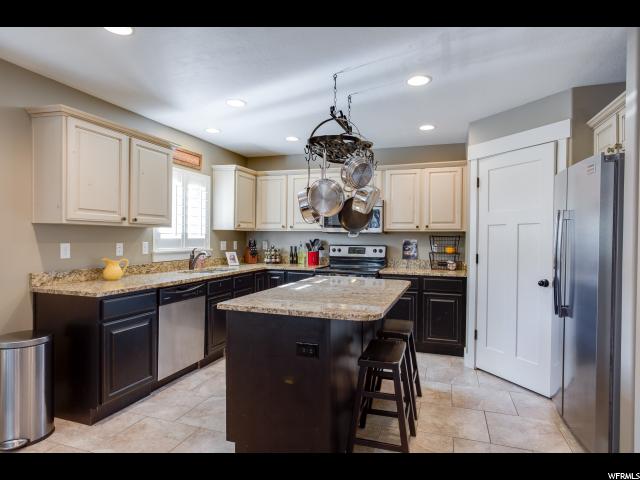 4072 N HEATHERFIELD LN, Lehi, UT 84043