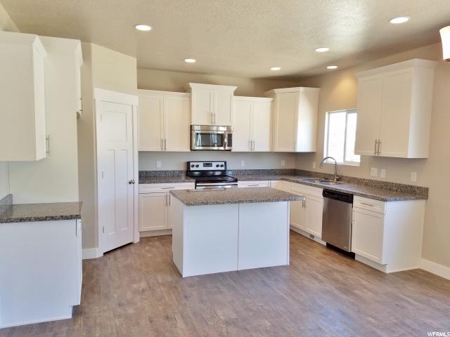 1275 W 300 S, Lehi, UT 84043