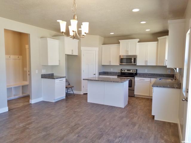 1275 W 300 S, Lehi, UT 84043