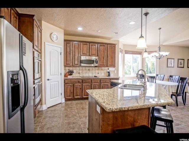 3808 N MEADOW SPRINGS LN, Lehi, UT 84043