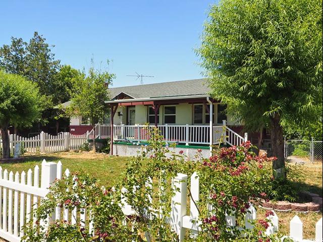 8306 W WESTERN DR, Magna, UT 84044